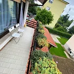 Apartma Magnolija *