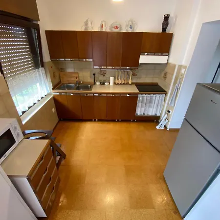 Apartma Magnolija *